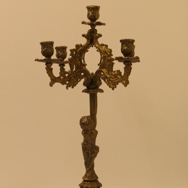 Candelabro a quattro braccia